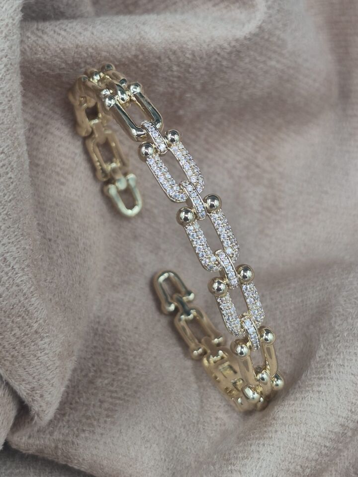 Lujeria lock Gold