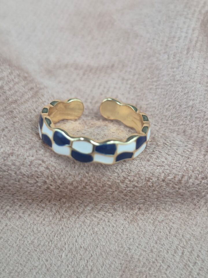Dama