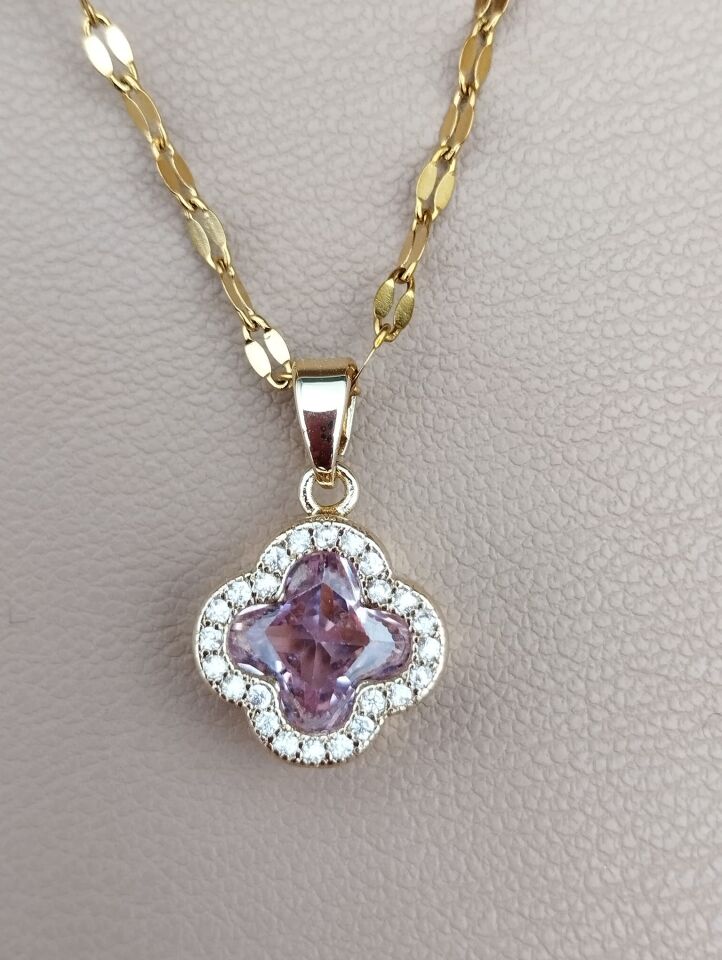 Pembe Quartz