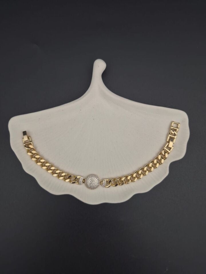 Zirkon Taşlı Küre Model Gurmet