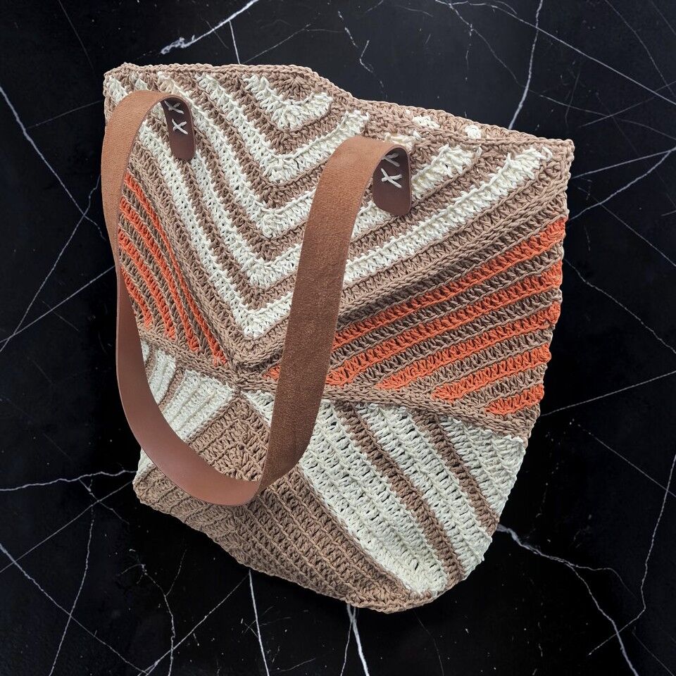 Geometrik Desenli Çanta