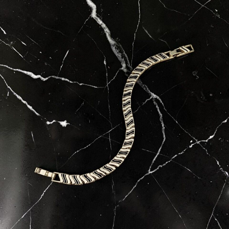 Lujeria Serpent