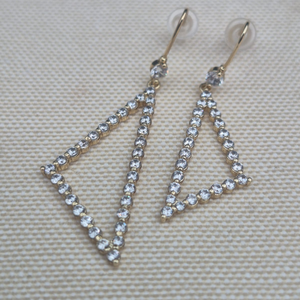 Triad Işıltısı Küpe